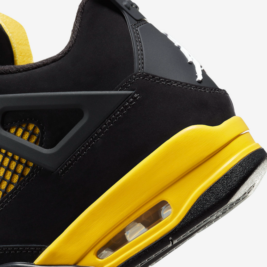 Jordan 4 Retro Thunder (2023)